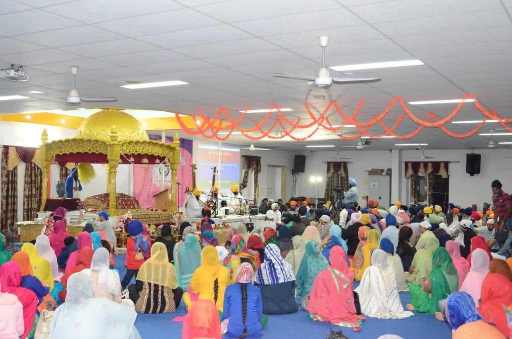 Sangat in the Darbar Sahib